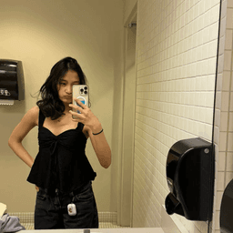 khynagetakiss avatar