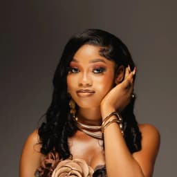 lunavibes24.7 avatar