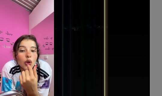 la_flaquitha_cruzz's Stream - Mar 4, 2026, 3:57 AM