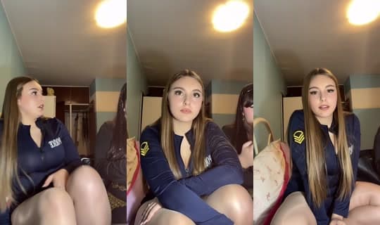 livessdanii's Stream - Feb 16, 2026, 10:52 PM